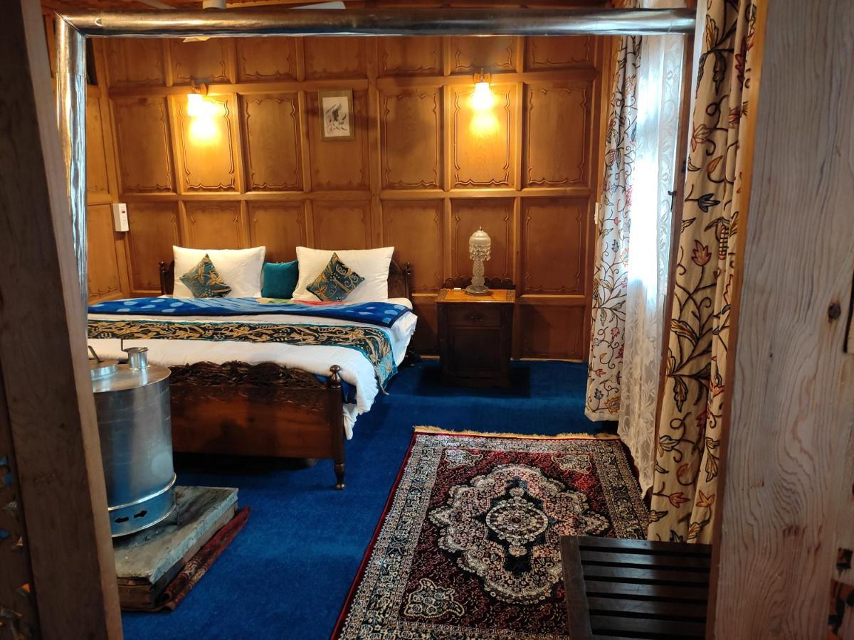 Luxury Scotland Srīnagar Extérieur photo