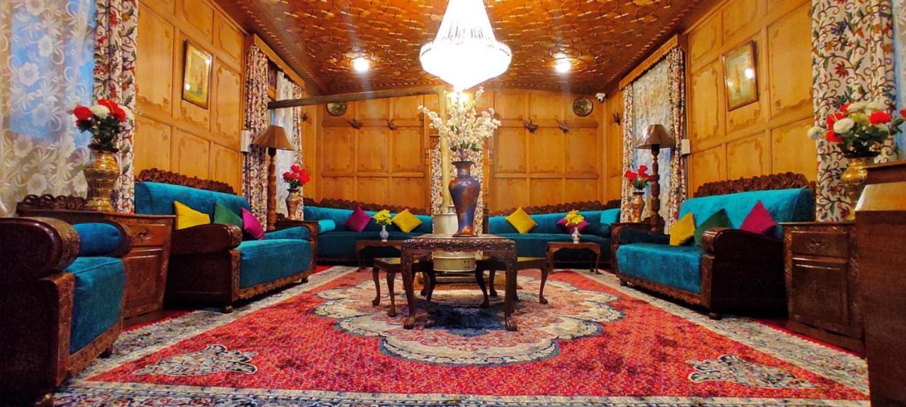 Luxury Scotland Srīnagar Extérieur photo